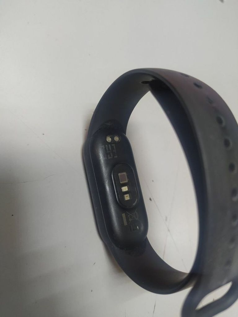 Оголошення Xiaomi mi smart band 6 black Б/У