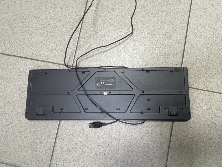 Дешево Gembird KB-UM-106-UA з ломбарду