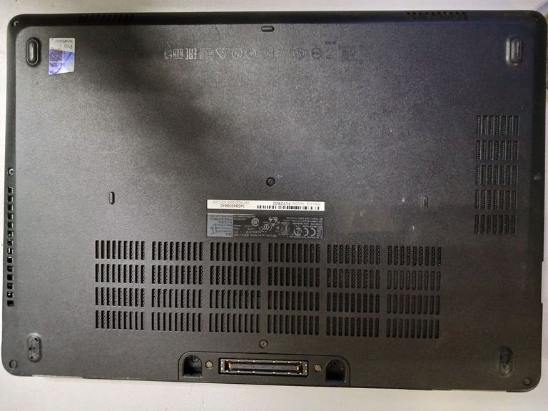 Dell 14/core i5 6300u ddr3/8gb ddr3/hdd *відсутній/ssd 256 gb/*інтегрована Код:01-200831343. Изображение 6