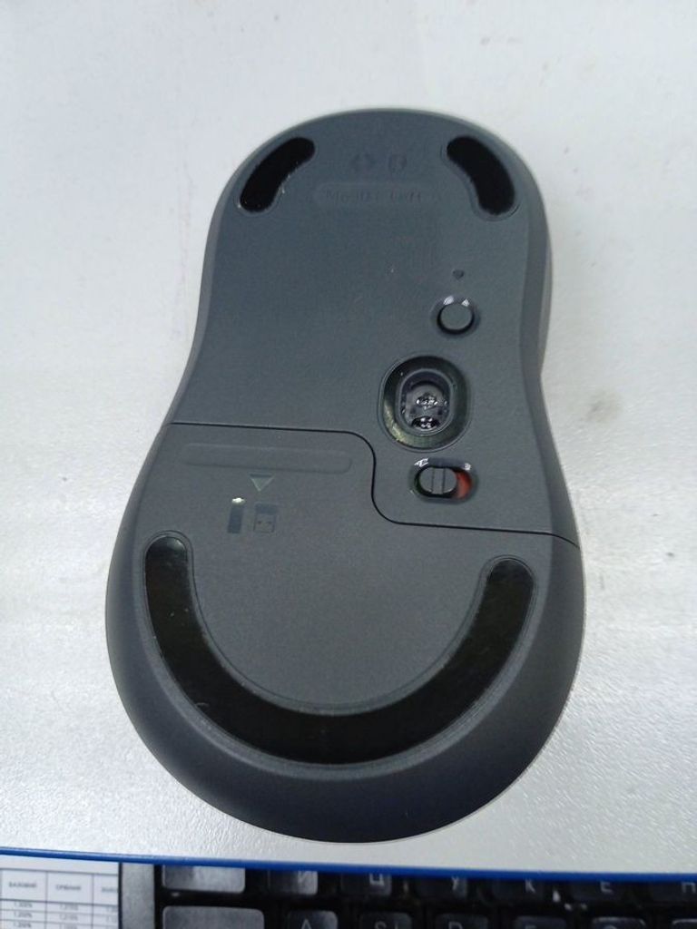 Дешиво Logitech Signature M650 L Wireless Mouse LEFT Graphite (910-006239) с ломбарда