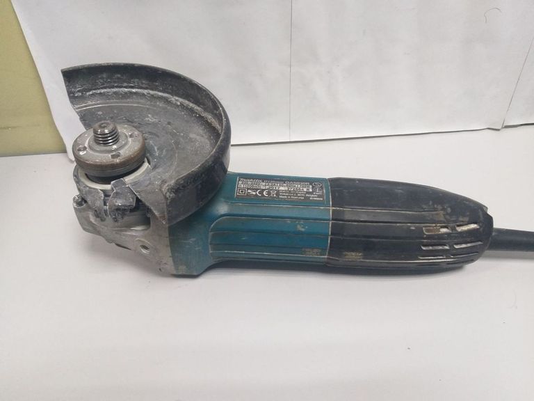 Купить Makita GA5030R Б/У