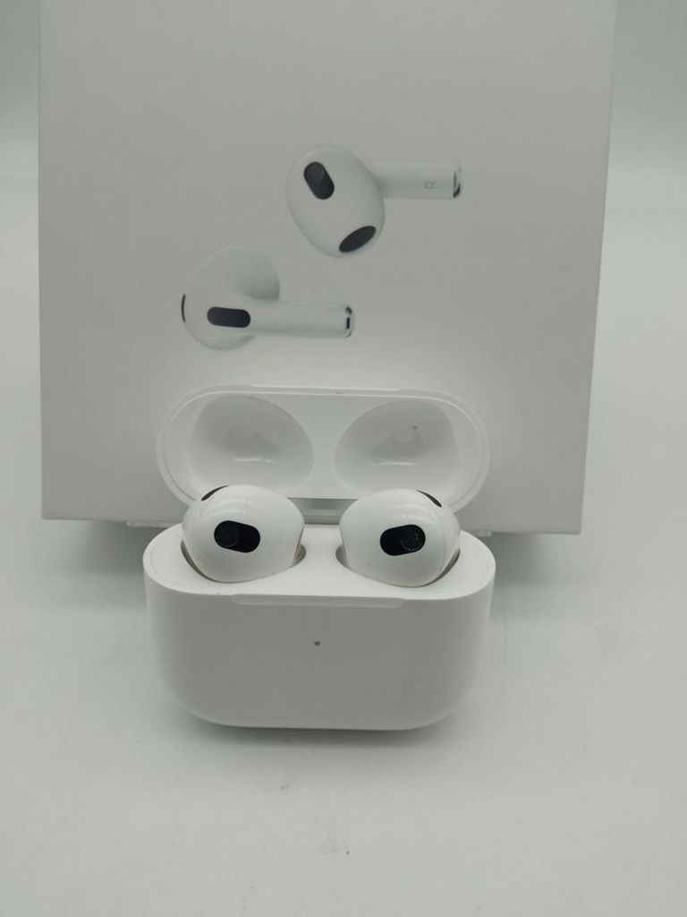 Дешево Apple airpods 3rd generation з ломбарду