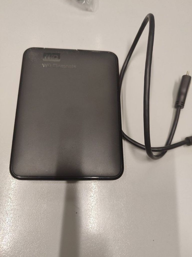 Купити Wd elements desktop 4 tb Б/У