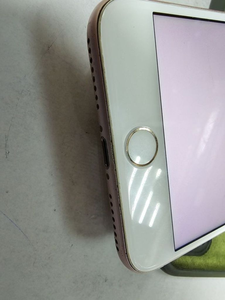 Дешево Apple iphone 7 plus 256gb з ломбарду