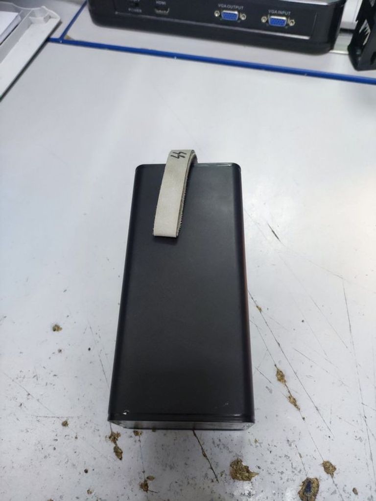 Дешево Hoco j86 40000mah 22.5w з ломбарду