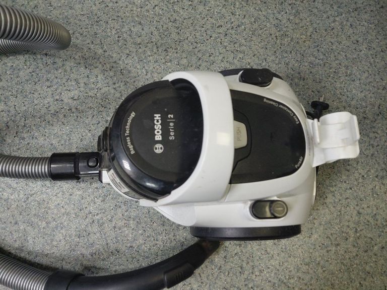 Купити Bosch Serie 2 BGS05A225 Б/У