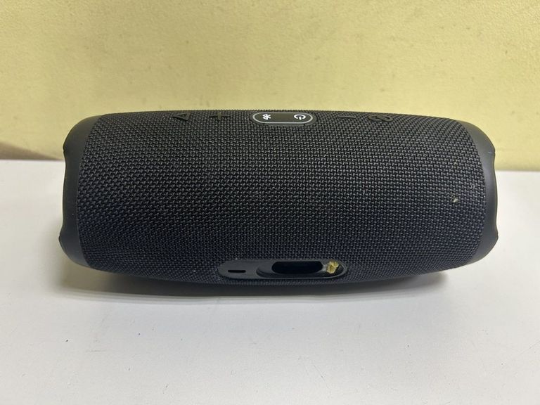 Дешиво Jbl charge 5 с ломбарда