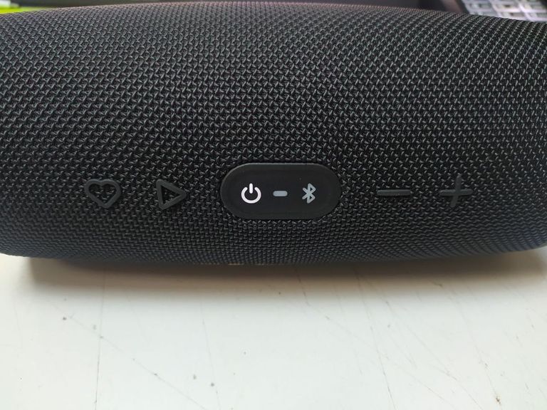 Дешево Jbl charge 5 wi-fi з ломбарду