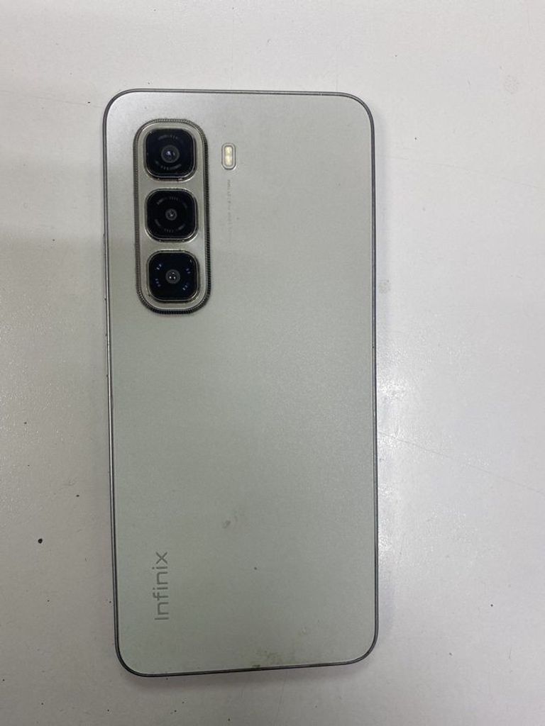 Дешево Infinix hot 50 pro 8/256gb з ломбарду