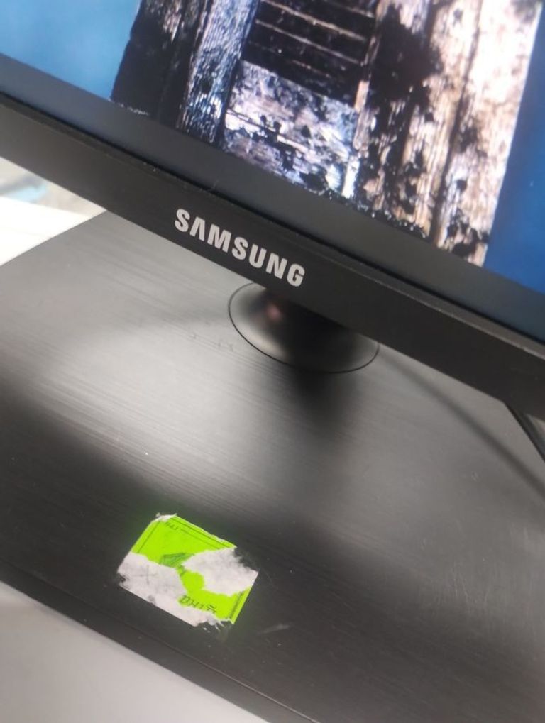 Дешево Samsung s24e650pl ls24e65uplx/ci з ломбарду