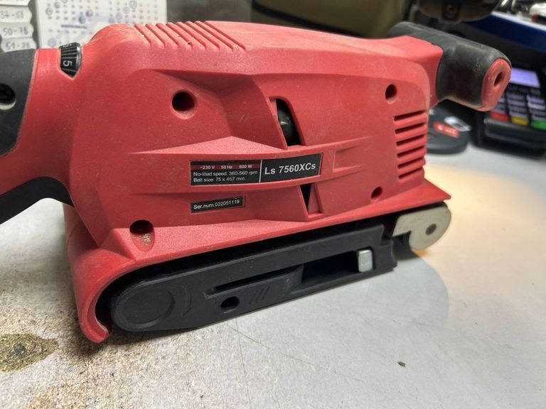 Дешево Vitals Ls 7560XCs з ломбарду