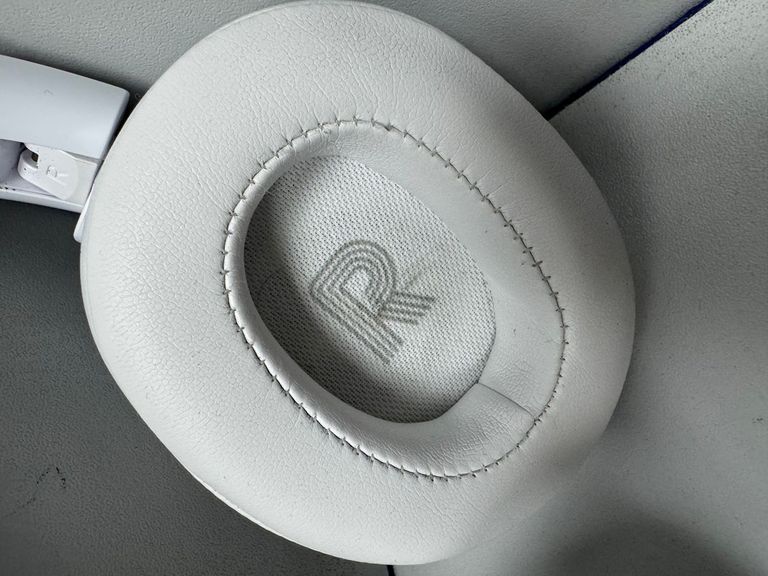 Дешиво Jbl tune 770nc с ломбарда