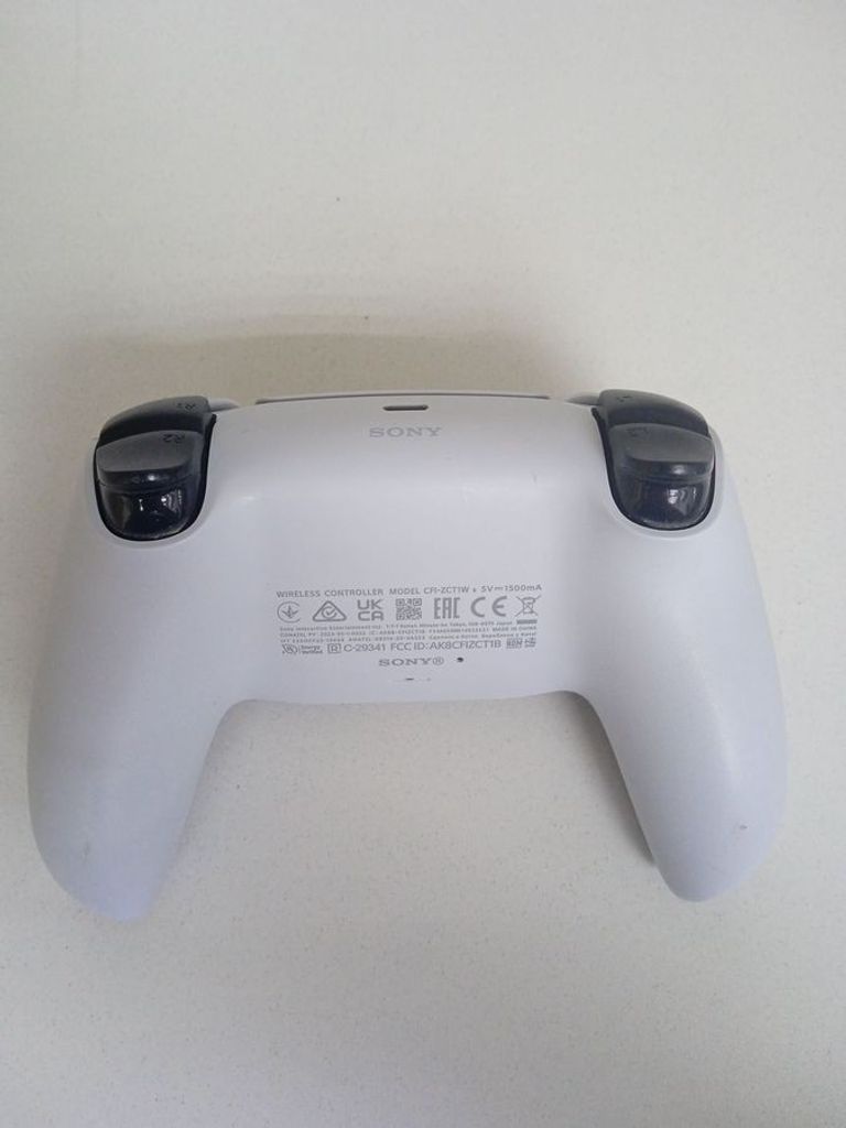 Дешиво Sony DualSense Black с ломбарда