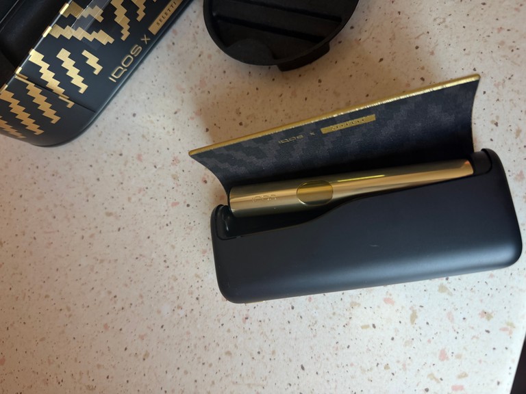 Дешево Iqos iluma i prime seletti з ломбарду