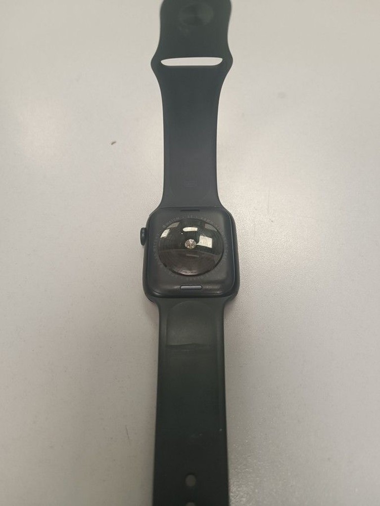 Apple watch se 2 gps 44mm aluminium case Код:01-200940788. Зображення 6