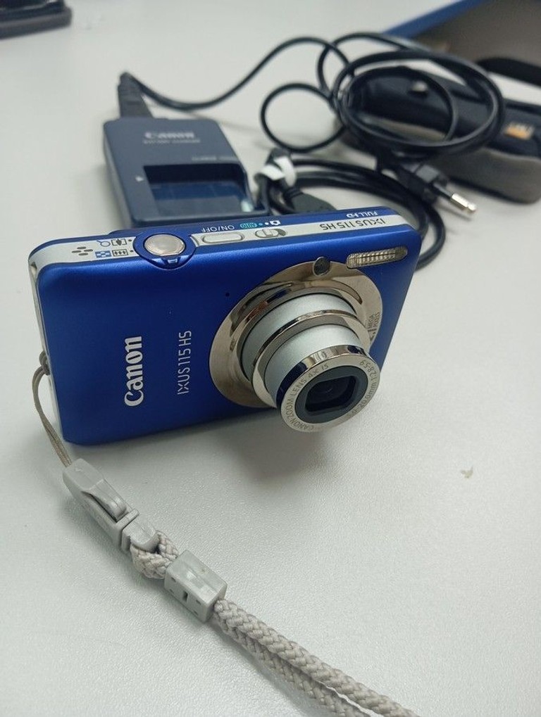 Дешиво Canon digital ixus 115 hs с ломбарда