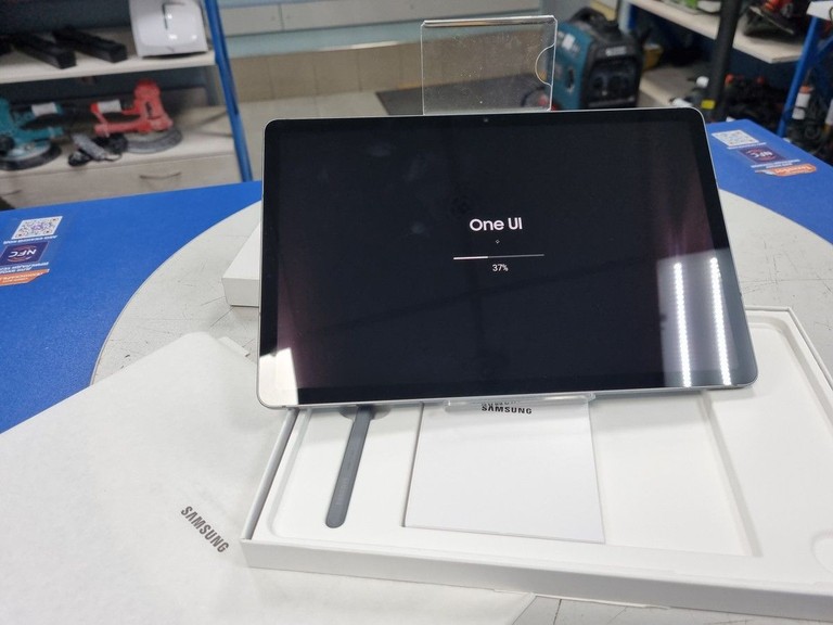 Оголошення Samsung galaxy tab s9 fe 5g 6/128gb Б/У
