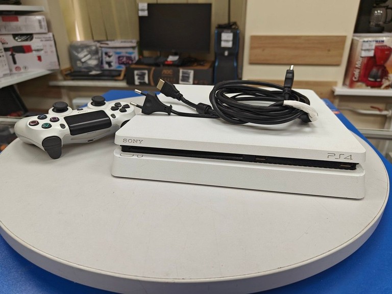 Купити Sony playstation 4 slim 500gb Б/У