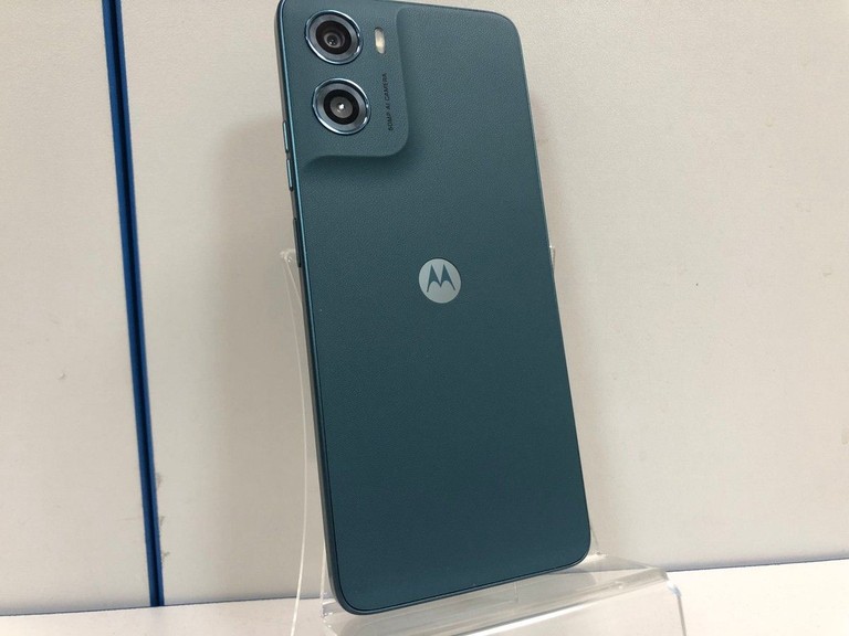 Дешево Motorola moto g06 4g 4/256gb з ломбарду