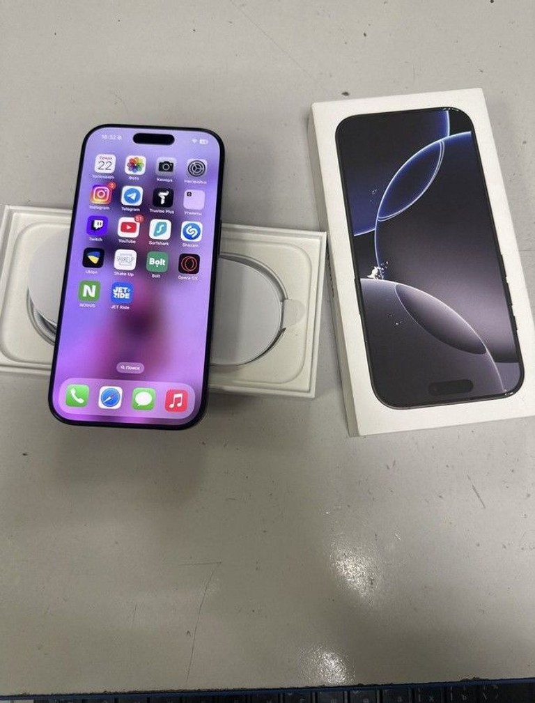 Дешево Apple iphone 16 pro 256gb з ломбарду
