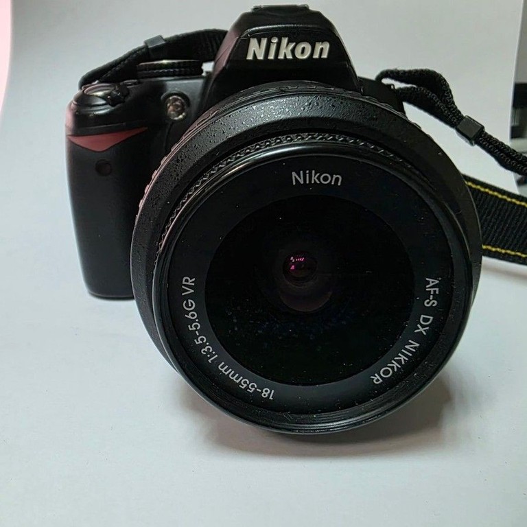 Оголошення Nikon d3000 kit /af-s nikkor 18-55mm 1:3,5-5,6g vr dx Б/У