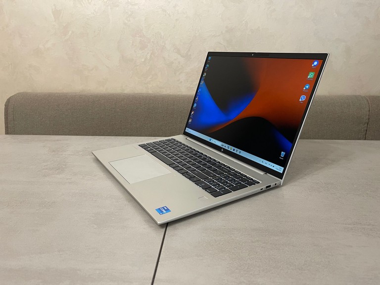 Оголошення HP EliteBook 860 G10, 16" Б/У
