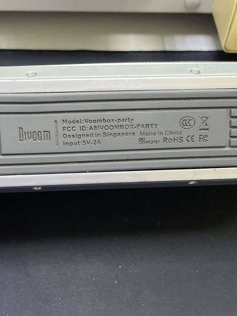Оголошення Divoom voombox party 2nd generation Б/У