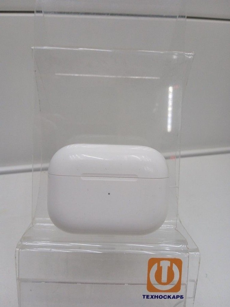 Купити Apple airpods pro 2nd generation with magsafe charging case usb-c Б/У