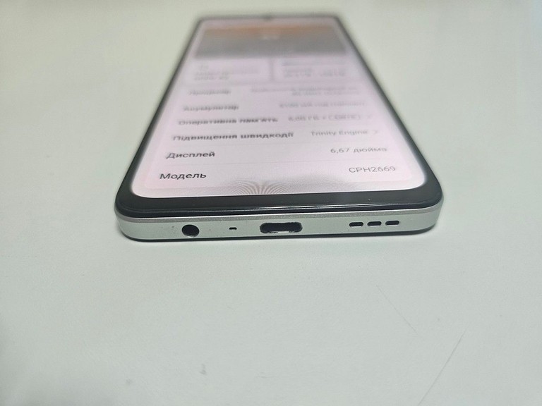 Дешиво Oppo a3 4g 6/128gb с ломбарда