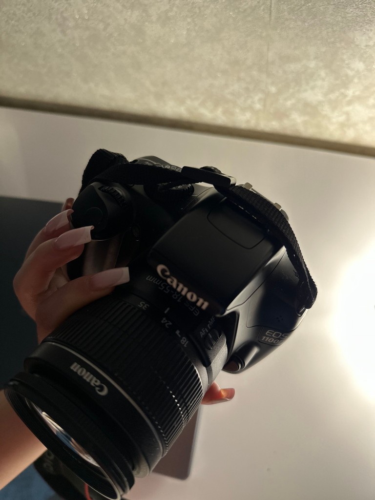Купить Canon eos 1100d canon ef-m 18-55mm f/3.5-5.6 is stm zoom Б/У