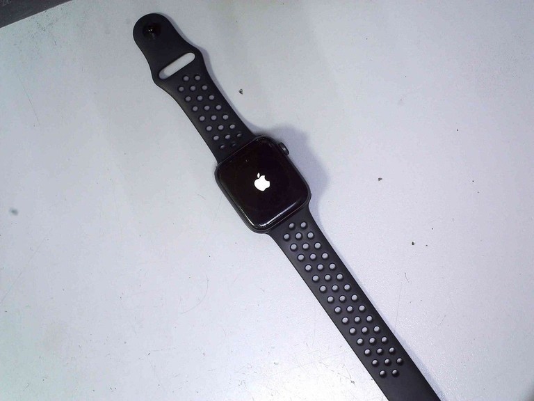 Оголошення Apple watch se gps 44mm aluminum case Б/У
