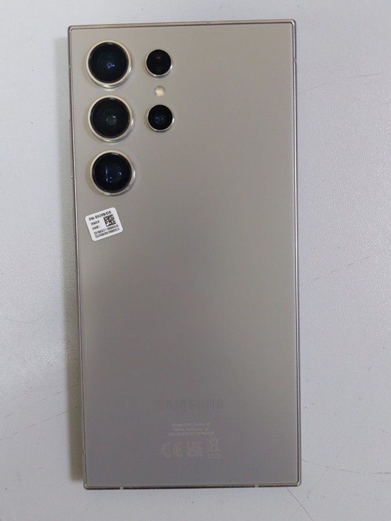 Распродажа Samsung galaxy s24 ultra 12/256gb, продавец Техноскарб