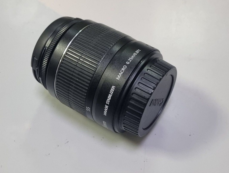 Оголошення Canon ef-s 18-55mm f/3,5-5,6 is ii Б/У
