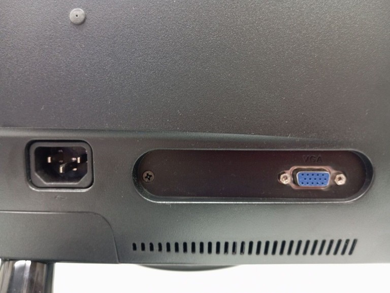 Дешево Asus vs197 з ломбарду