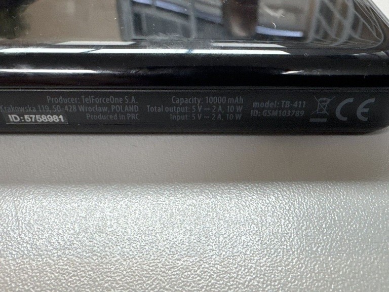 Дешево Forever tb-411 10000 mah 10w з ломбарду