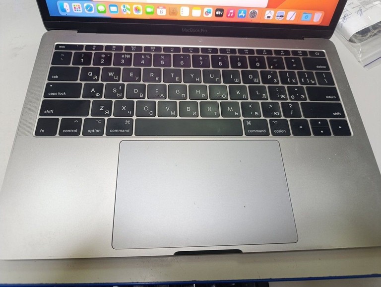 Apple a1708 /macbook pro 13,3" core i5 2,3ghz/ram8gb/ssd128gb/intel iris plus graphics 640 Код:01-201092199. Изображение 5