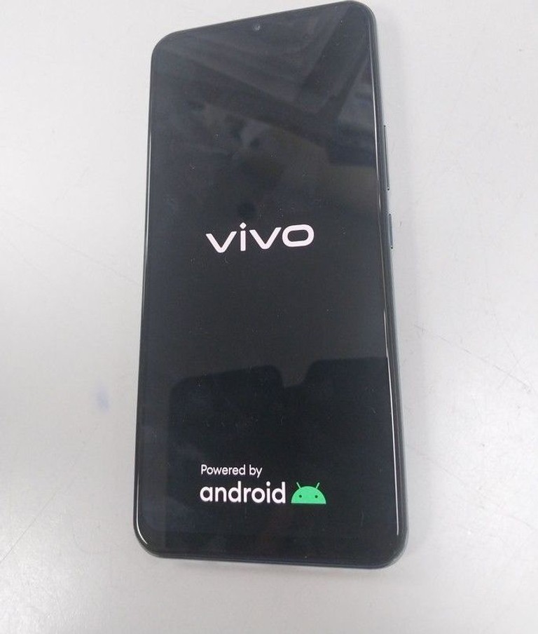Распродажа Vivo v20 se v2023 8/128gb, продавец Техноскарб
