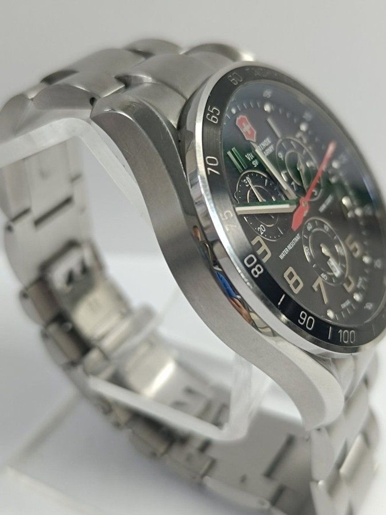 Дешево Victorinox V241443 з ломбарду