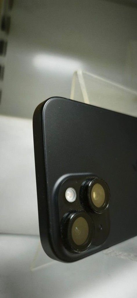 Apple iPhone 15 128GB Green Код:01-201140143. Зображення 6