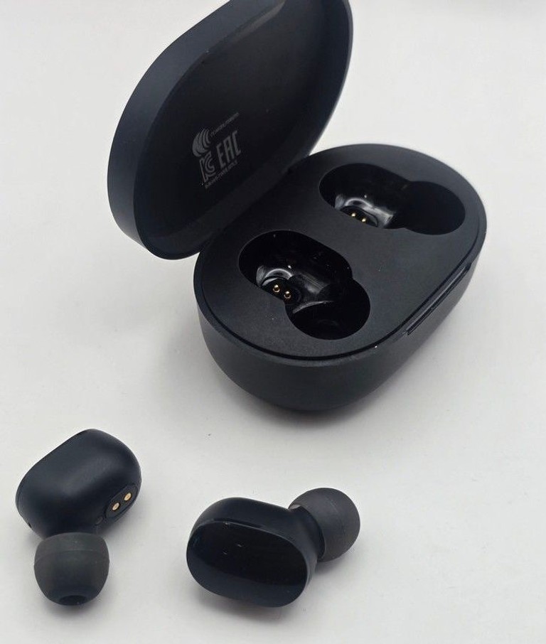 Оголошення Mi true wireless earbuds basic 2s Б/У