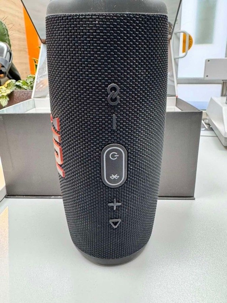 Дешево Jbl charge 5 з ломбарду