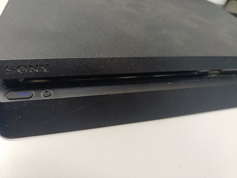 Оголошення  Sony PlayStation 4 Slim 1TB Black Б/У