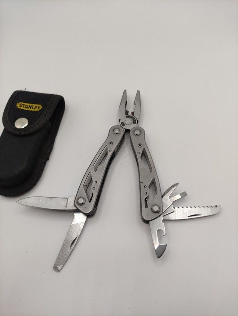 Купить Stanley multitool 0-84-519 Б/У