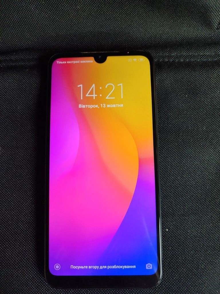 Купить Xiaomi Redmi 7 3/32GB Black Б/У