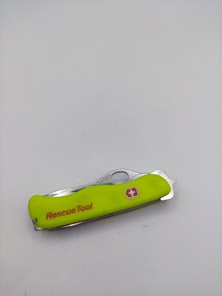 Купить Victorinox RescueTool Blister (0.8623.MWNB1) Б/У