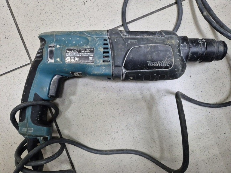 Оголошення Makita HR2470 Б/У