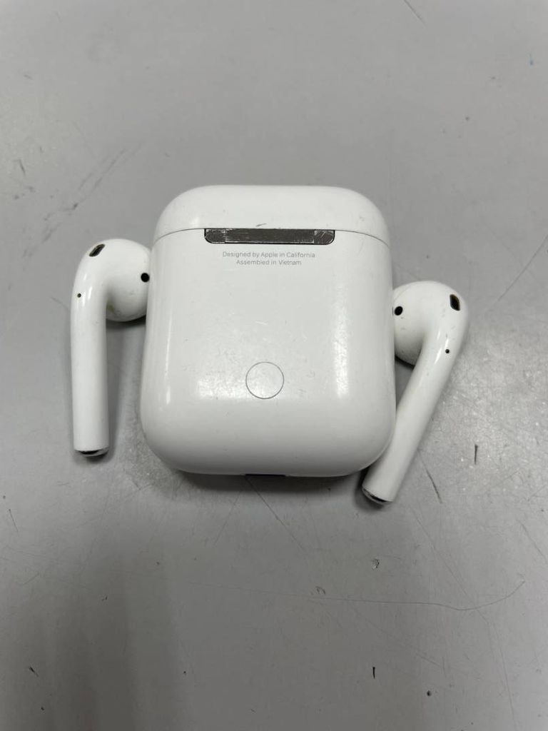 Apple airpods 2 gen a1602.a2032+a2031 2019г.