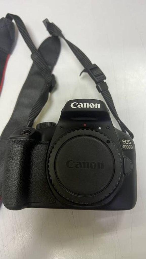 Canon EOS 4000D body