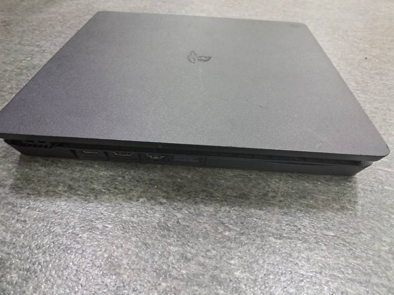 Sony ps 4 slim cuh-2216a 500gb