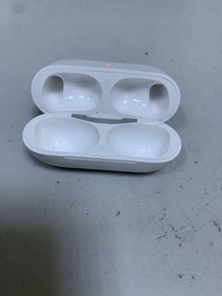 Apple airpods pro 2nd generation with magsafe charging case usb-c